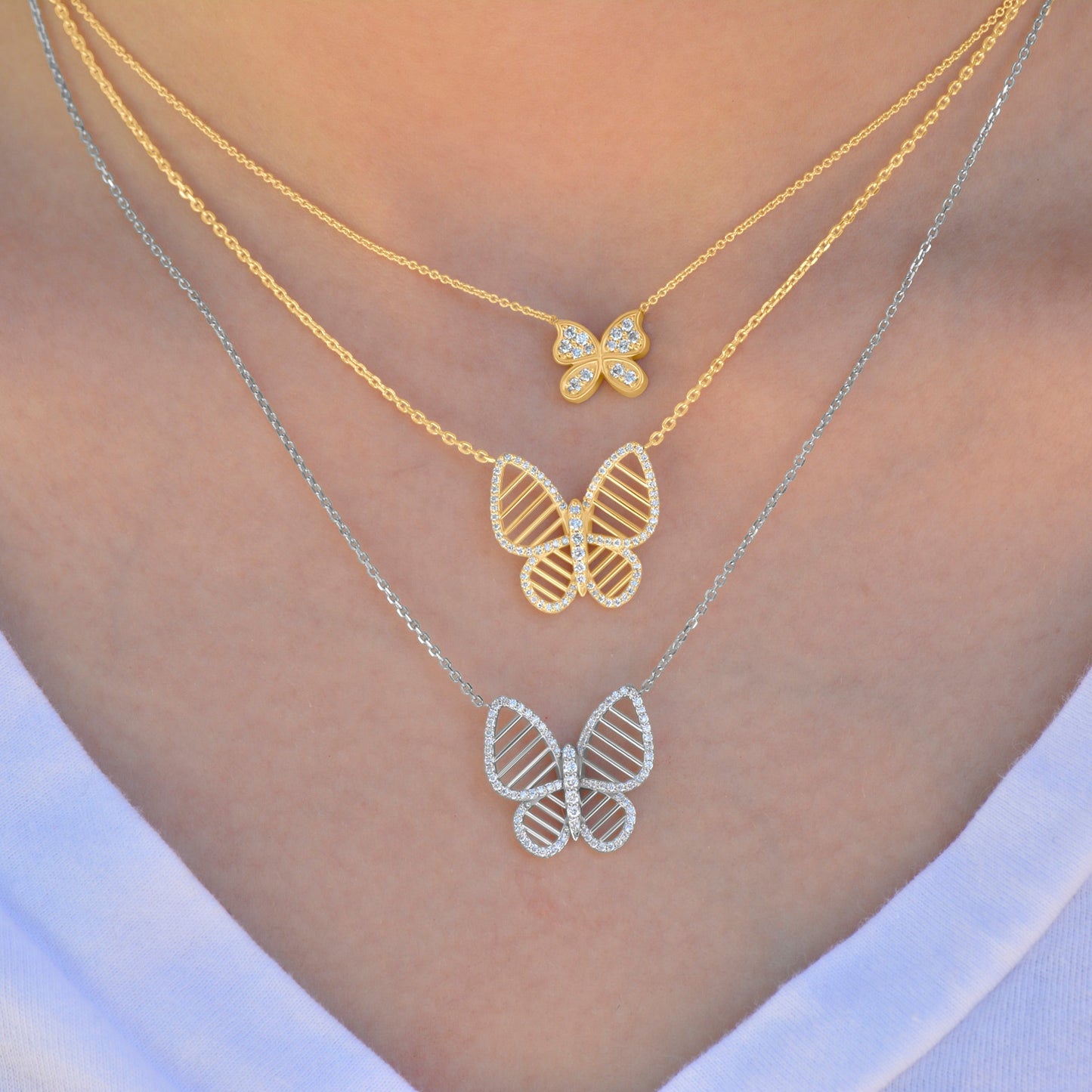Diamond butterfly pendant necklace – summer jewelry trend 2025