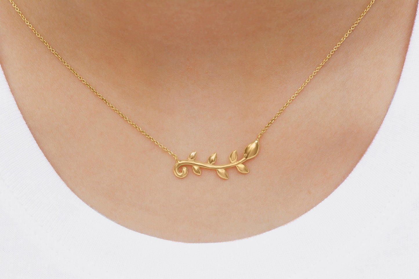 14k Gold Olive Leaf Vine Pendant