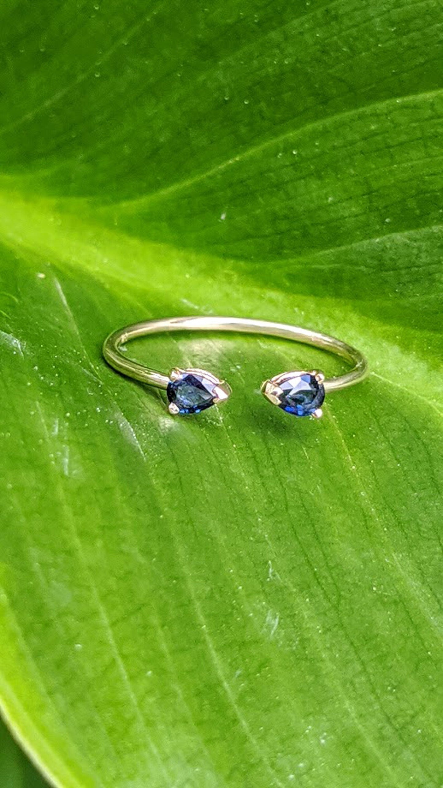 14k Gold Pear Shape Open Band Sapphire Ring