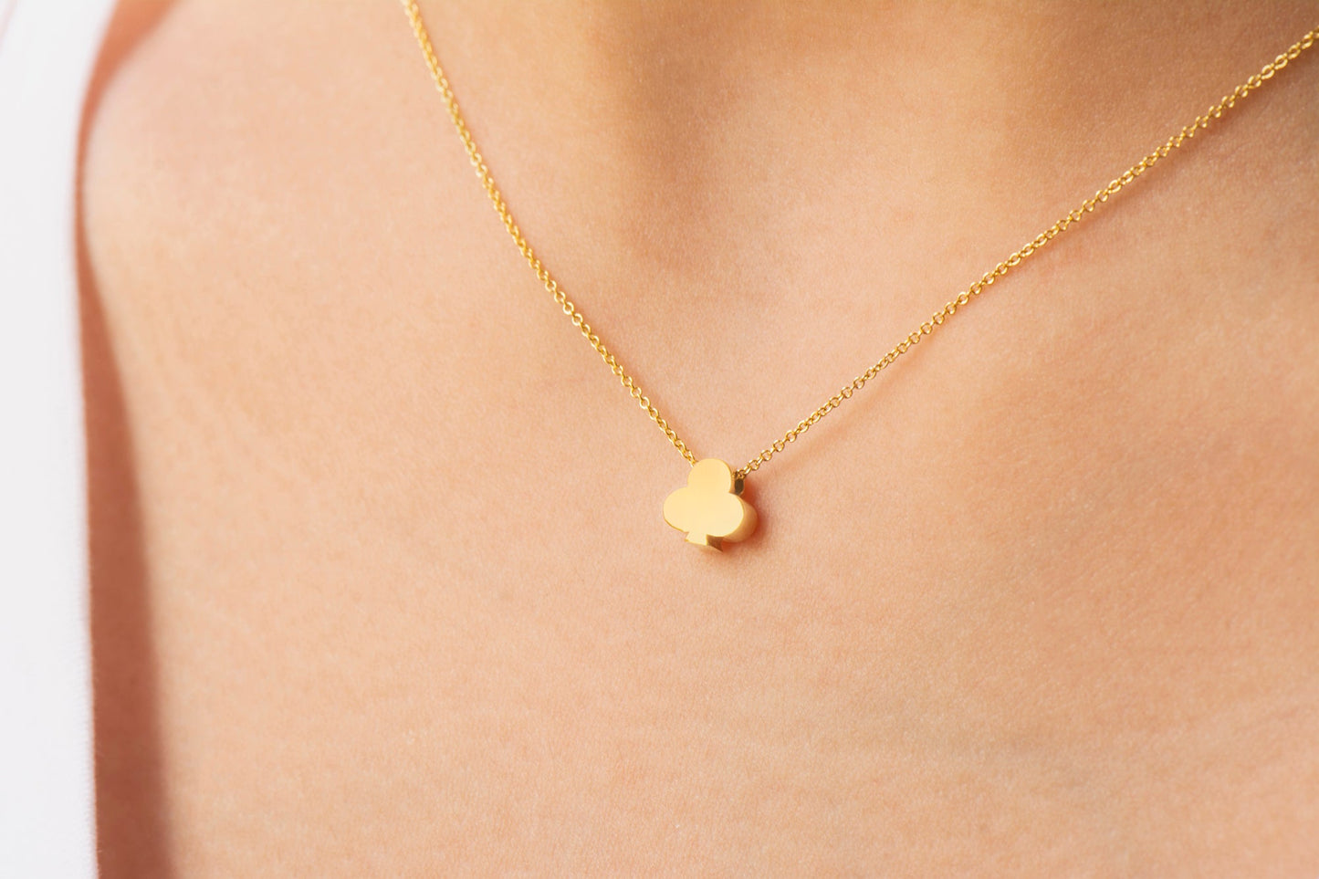 14k yellow gold clover shaped charm necklace