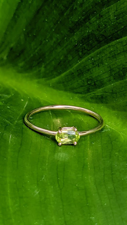 14k Solid Gold Oval Shape Green Peridot Gemstone Stacking ring