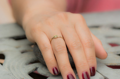 14k Solid Gold Oval Shape Green Peridot Gemstone Stacking ring